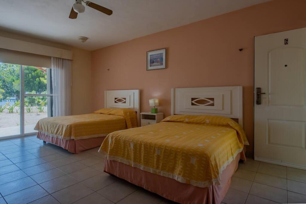 Apartment Marysol Beachfront Next To Nomads D6